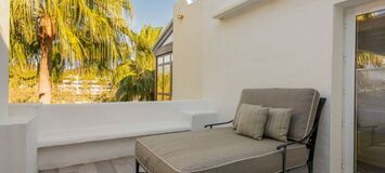 Modern renovated duplex penthouse for sale in puente romano