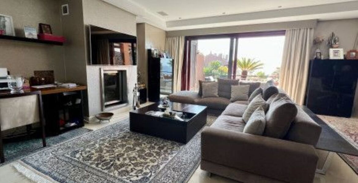 Luxury penthouse with panoramic sea views for sale