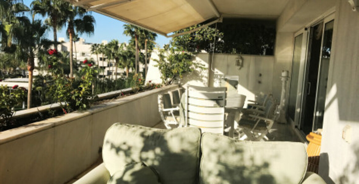 Penthouse in Los Granados (Puerto Banús) Ready to be refurbi