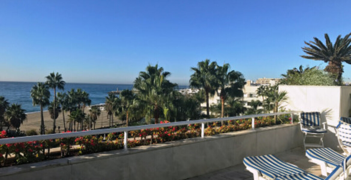 Penthouse in Los Granados (Puerto Banús) Ready to be refurbi