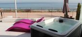 Apartamento con vistas al mar y jacuzzi