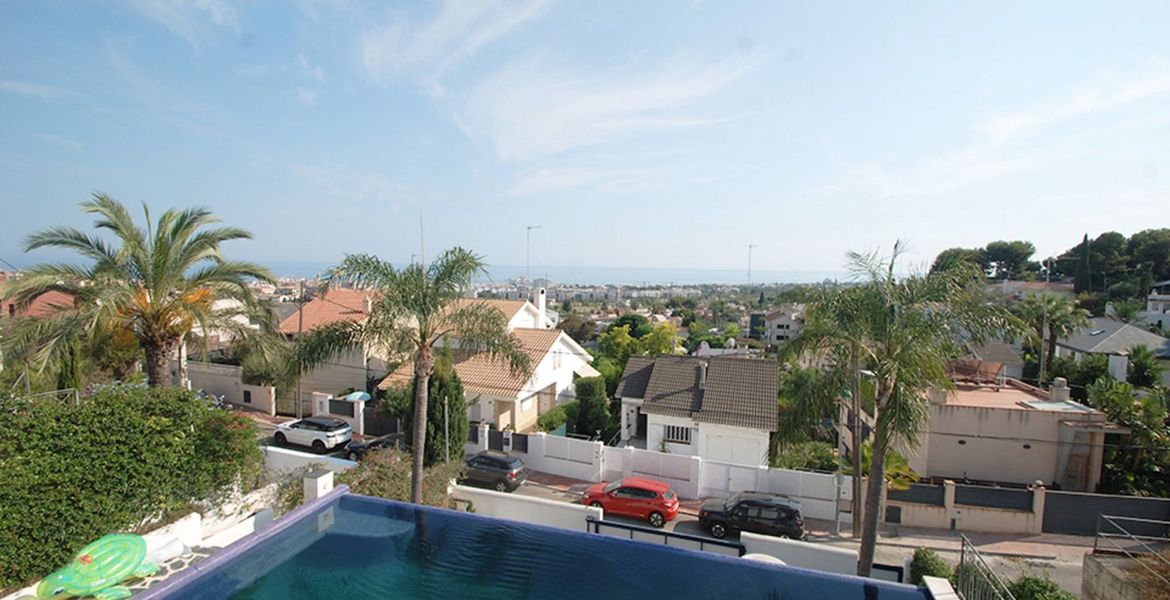 Amazing villa for long-term in Sitges