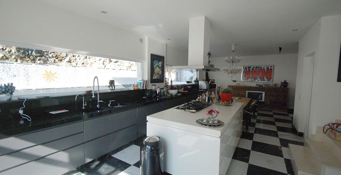 Amazing villa for long-term in Sitges