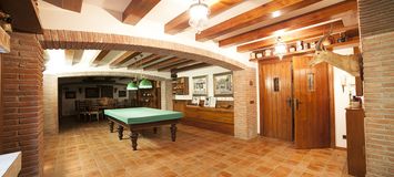 Fantastic three-storey house for long-term rent in Sitges