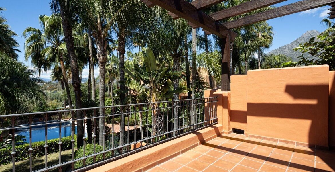 Casa adosada en Altos de Puente Romano en venta