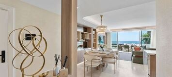 Frontline beach apartment in Puente Romano