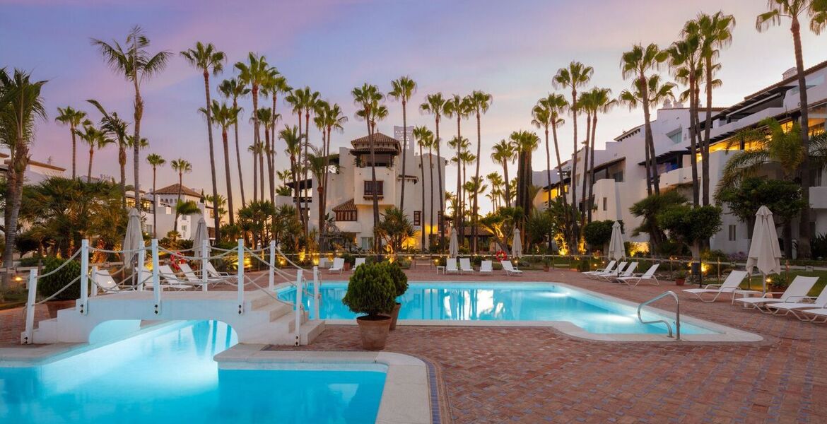 Luxury apartment for sale in Marina de Puente Romano