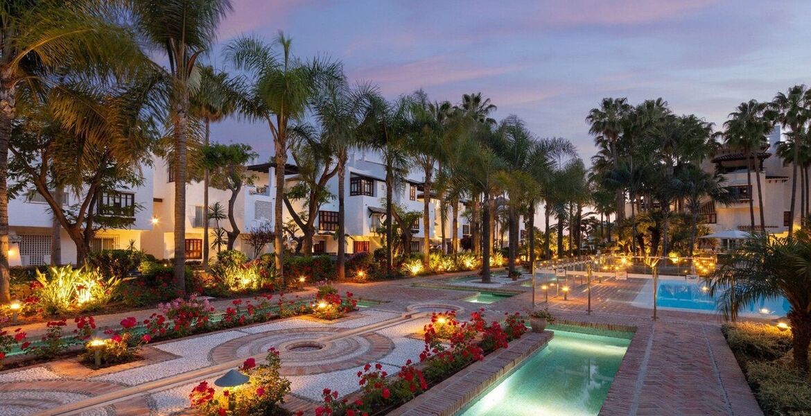 Duplex Penthouse Frontline for sale in Golden Mile