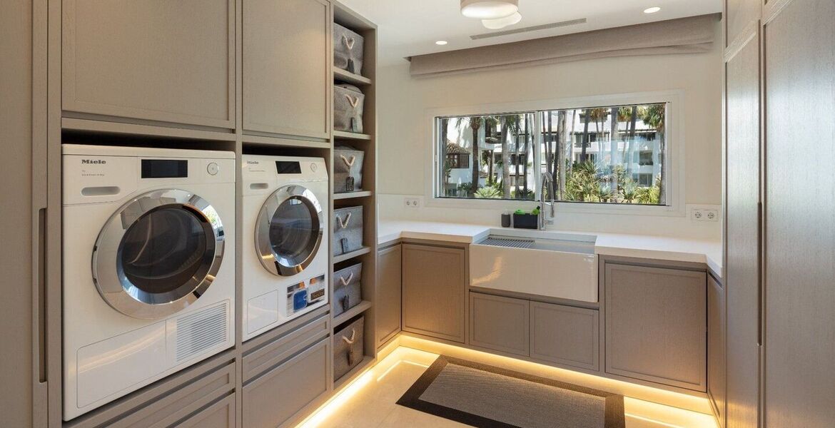 Duplex Penthouse Frontline for sale in Golden Mile