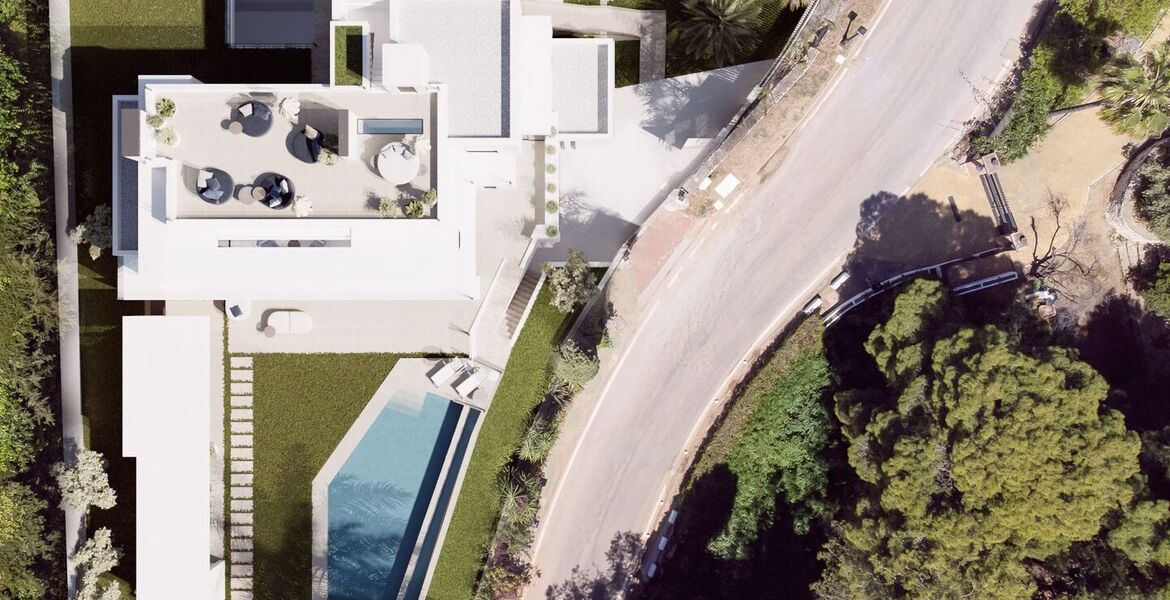Villa en venta en Cascada de Camoján Marbella