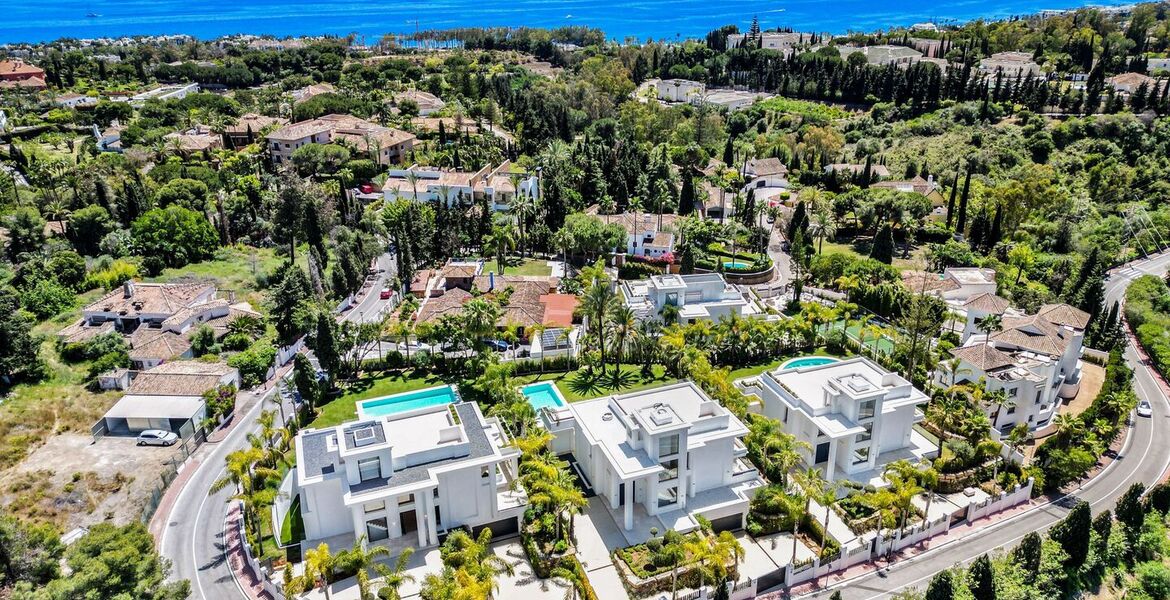 Villa for sale in Las Lomas del Marbella Club