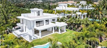 Villa for sale in Las Lomas del Marbella Club