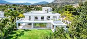 Villa for sale in Las Lomas del Marbella Club