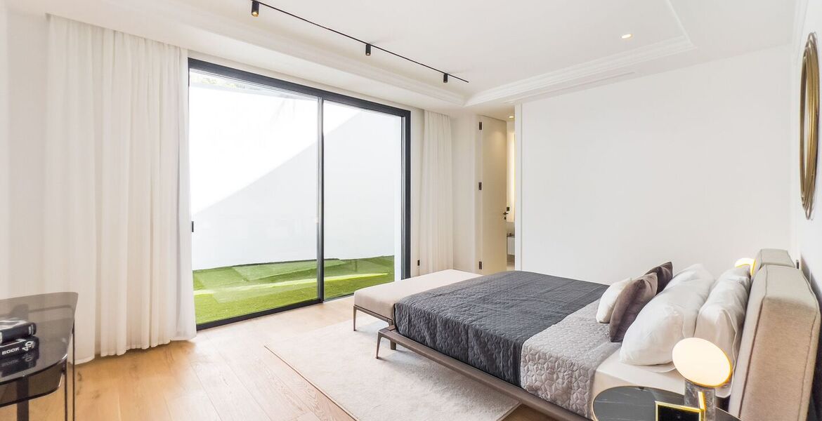 Villa for sale in Las Lomas del Marbella Club