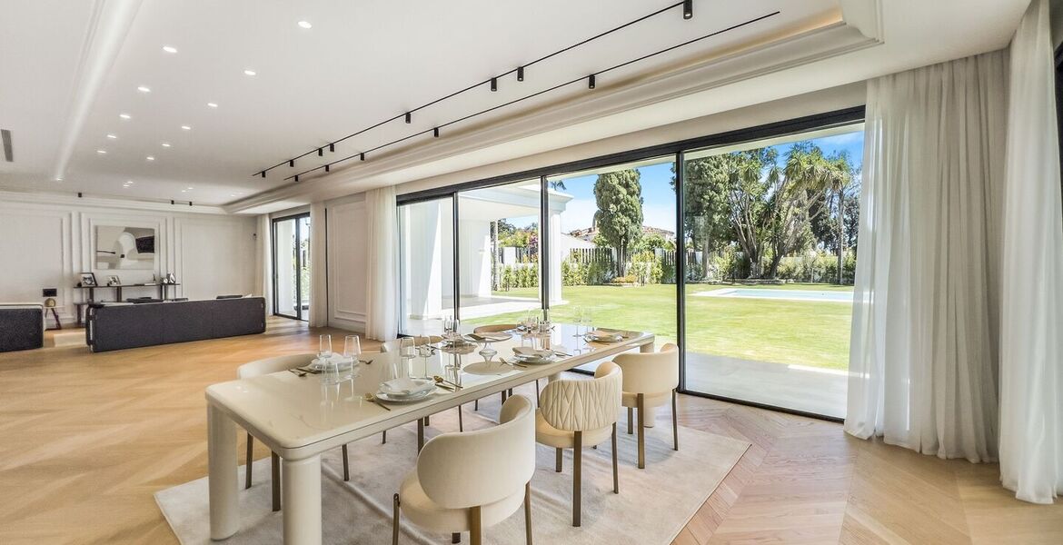 Villa for sale in Las Lomas del Marbella Club
