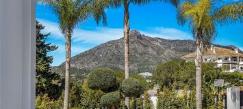 Villa for sale in Las Lomas del Marbella Club