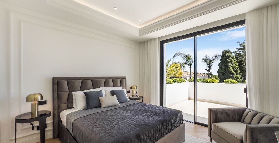 Villa for sale in Las Lomas del Marbella Club