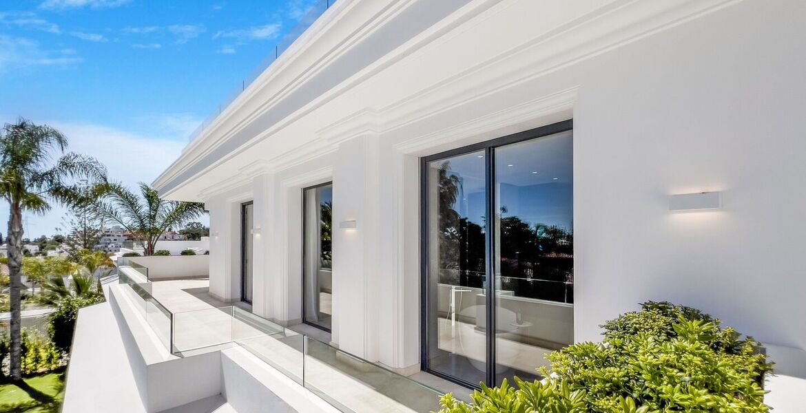 Villa for sale in Las Lomas del Marbella Club