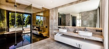 Villa for sale in Las Lomas del Marbella Club