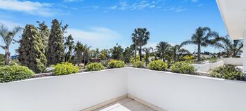 Villa for sale in Las Lomas del Marbella Club