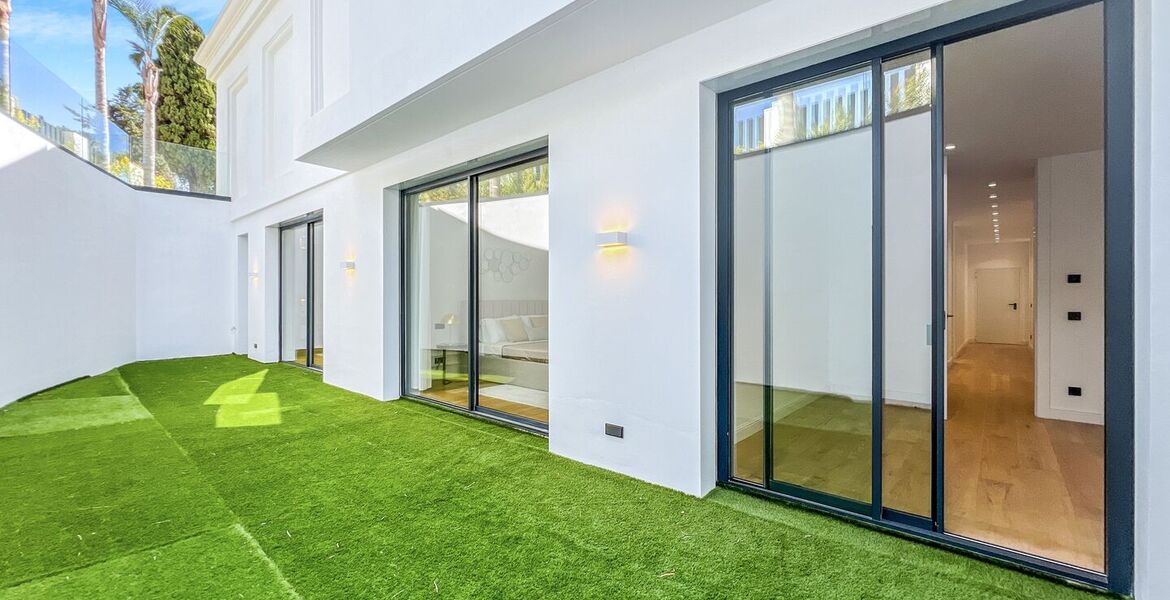 Villa en venta en Las Lomas del Marbella Club