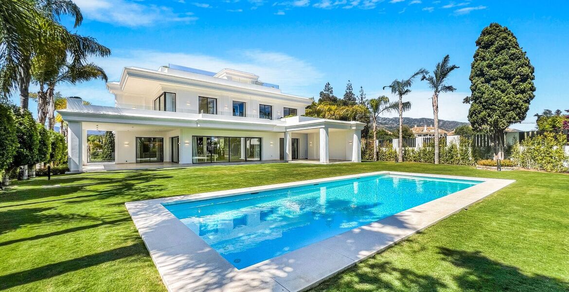 Villa en venta en Las Lomas del Marbella Club