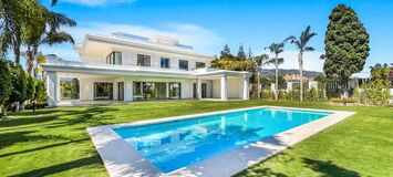 Villa en venta en Las Lomas del Marbella Club