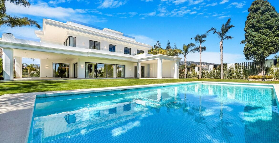 Villa en venta en Las Lomas del Marbella Club
