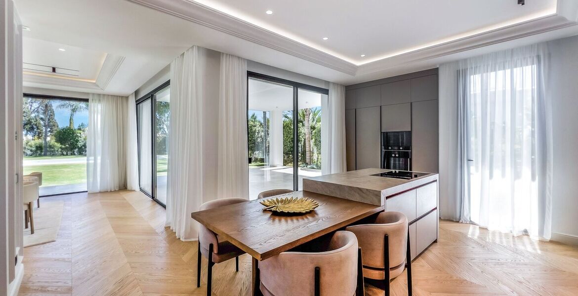 Villa en venta en Las Lomas del Marbella Club
