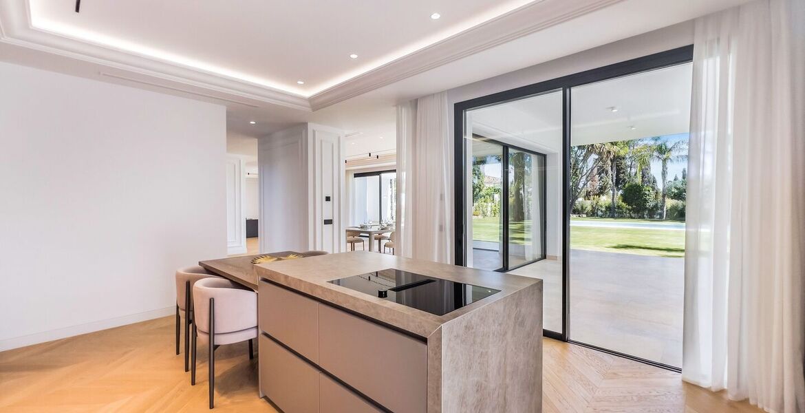 Villa en venta en Las Lomas del Marbella Club