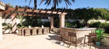 Amazing large Cortijo close to beach For Rent