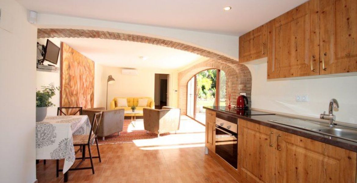 Amazing large Cortijo close to beach For Rent