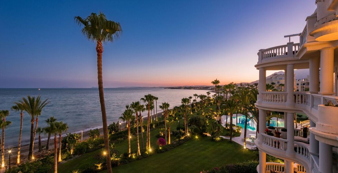 Apartamento en venta en Estepona Nueva Milla de Oro