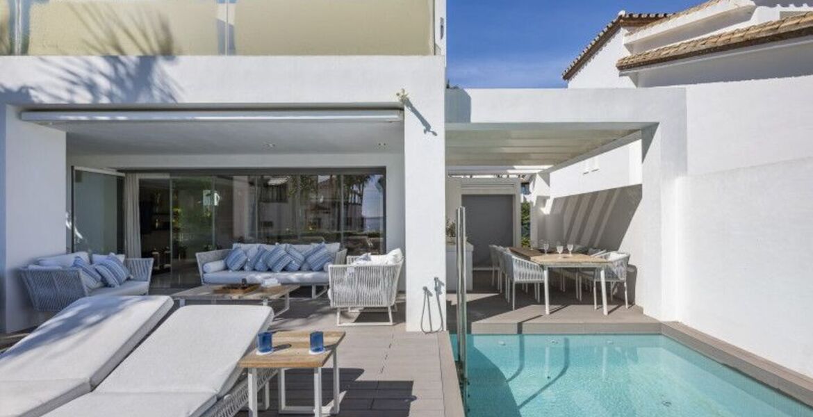 Villa contemporánea en Puente Romano con Smart Home