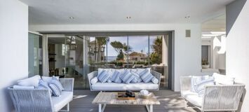 Villa contemporánea en Puente Romano con Smart Home