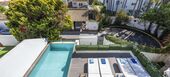 Villa contemporánea en Puente Romano con Smart Home