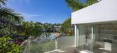 Villa contemporánea en Puente Romano con Smart Home