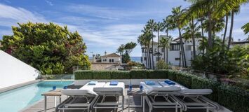 Villa contemporánea en Puente Romano con Smart Home