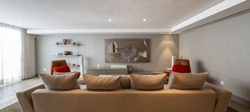 Villa contemporánea en Puente Romano con Smart Home
