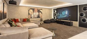 Villa de Lujo con 7 Dormitorios en Venta en Benahavís