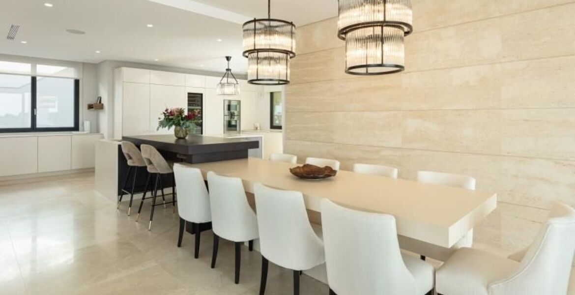 Villa de Lujo con 7 Dormitorios en Venta en Benahavís