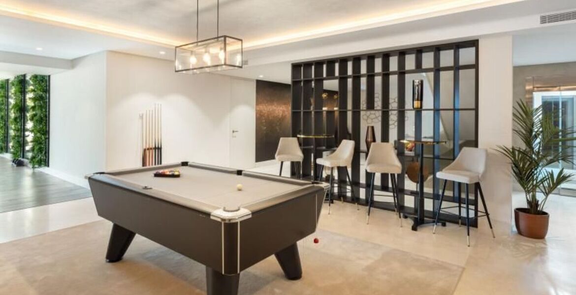 Villa de Lujo con 7 Dormitorios en Venta en Benahavís