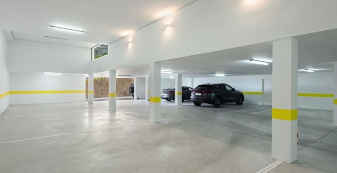 Villa de Lujo con 7 Dormitorios en Venta en Benahavís