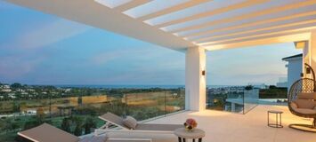 Villa de Lujo con 7 Dormitorios en Venta en Benahavís
