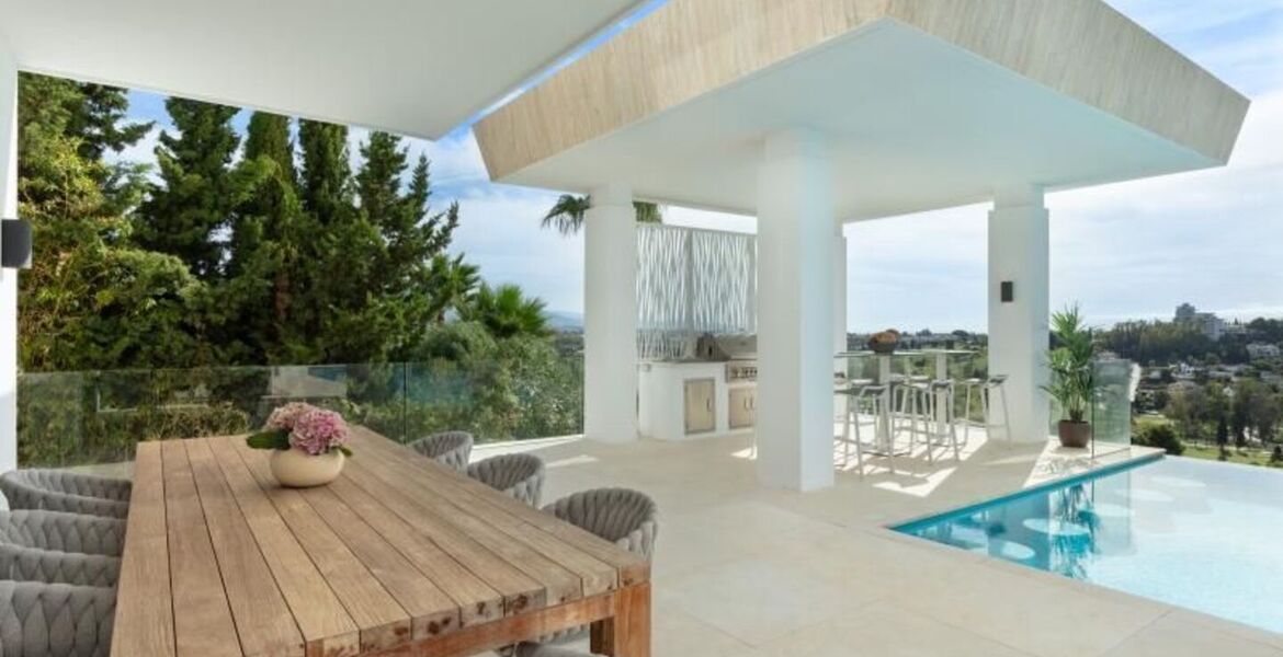 Villa de Lujo con 7 Dormitorios en Venta en Benahavís