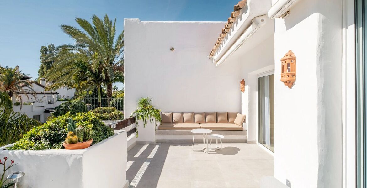 Luxury oceanfront duplex penthouse for sale