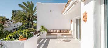 Luxury oceanfront duplex penthouse for sale