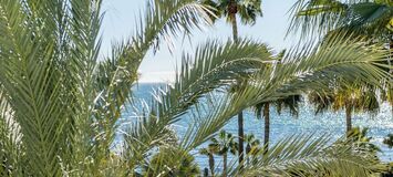 Luxury oceanfront duplex penthouse for sale