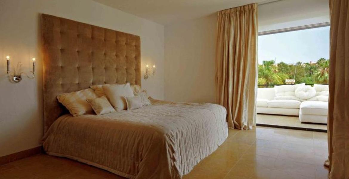 Luxury villa for long-term rent in Puerto Banus