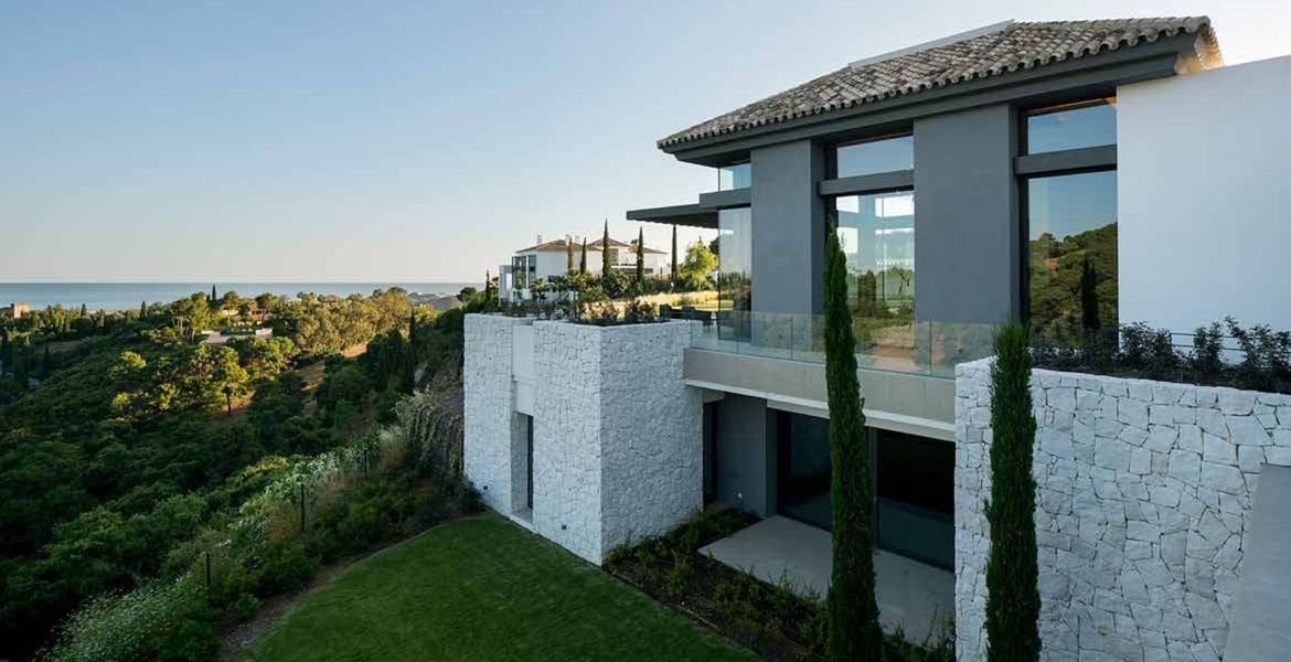 Increíble villa de 8 dormitorios en venta en La Zagaleta